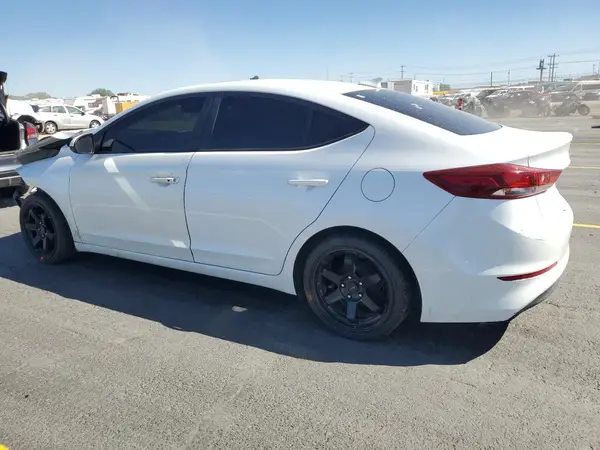 5NPD84LF6HH173229 2017 HYUNDAI ELANTRA - Image 2