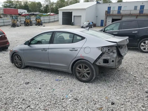 5NPD84LF6HH178351 2017 HYUNDAI ELANTRA - Image 2