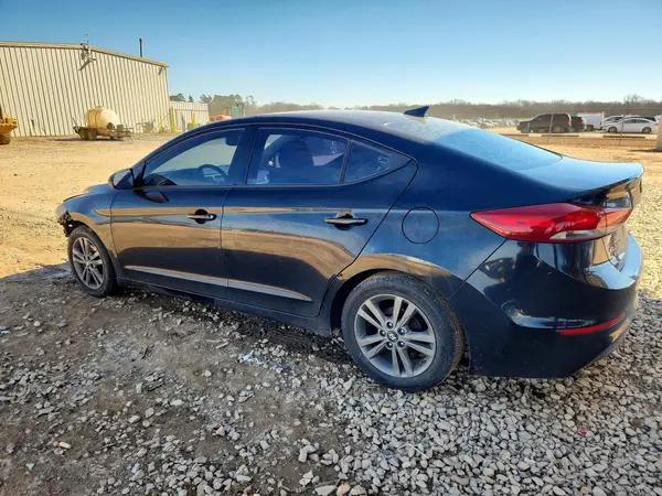 5NPD84LF6HH186871 2017 HYUNDAI ELANTRA - Image 2