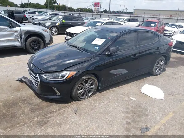 5NPD84LF6HH187373 2017 HYUNDAI ELANTRA - Image 2
