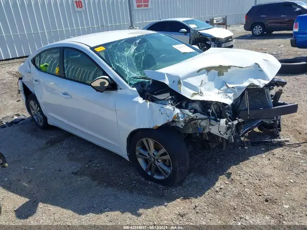 5NPD84LF6HH190600 2017 HYUNDAI ELANTRA - Image 1