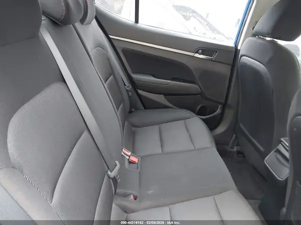 5NPD84LF6HH190631 2017 HYUNDAI ELANTRA - Image 8