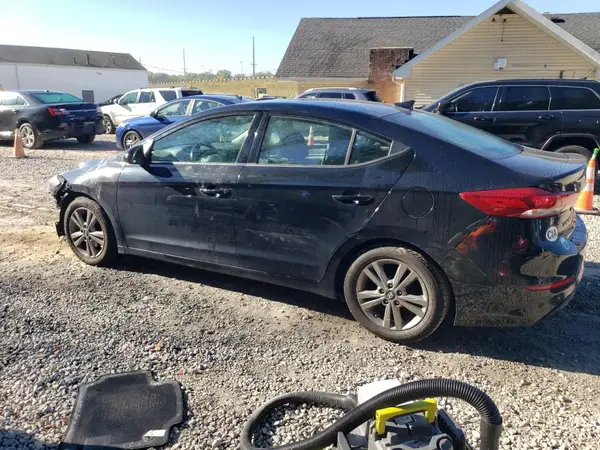 5NPD84LF6HH190774 2017 HYUNDAI ELANTRA - Image 2