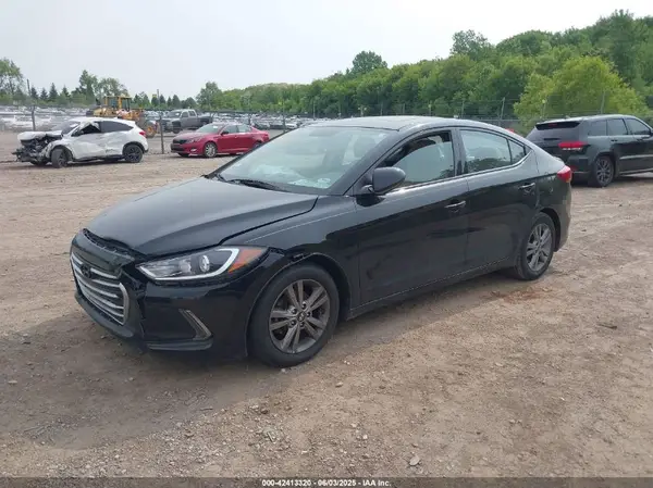 5NPD84LF6HH191858 2017 HYUNDAI ELANTRA - Image 2
