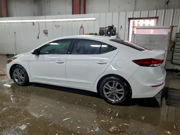5NPD84LF6HH192587 2017 HYUNDAI ELANTRA - Image 2