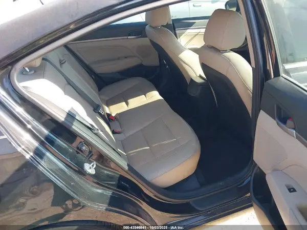 5NPD84LF6HH192864 2017 HYUNDAI ELANTRA - Image 8