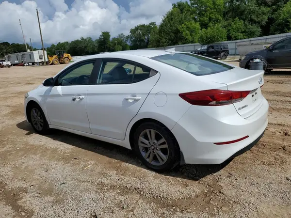 5NPD84LF6HH202132 2017 HYUNDAI ELANTRA - Image 2