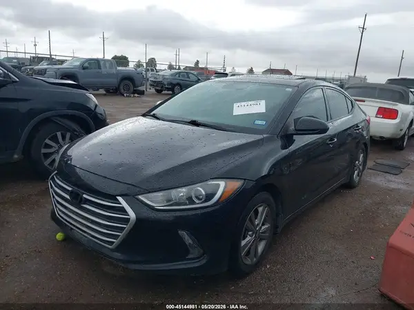 5NPD84LF6HH203376 2017 HYUNDAI ELANTRA - Image 2