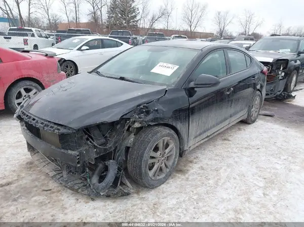 5NPD84LF6HH211669 2017 HYUNDAI ELANTRA - Image 2