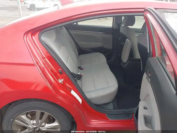 5NPD84LF6JH214044 2018 HYUNDAI ELANTRA - Image 8