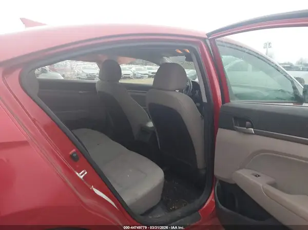 5NPD84LF6JH214397 2018 HYUNDAI ELANTRA - Image 8