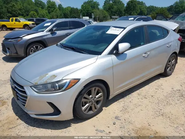 5NPD84LF6JH214528 2018 HYUNDAI ELANTRA - Image 2