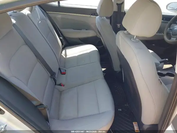5NPD84LF6JH214528 2018 HYUNDAI ELANTRA - Image 8