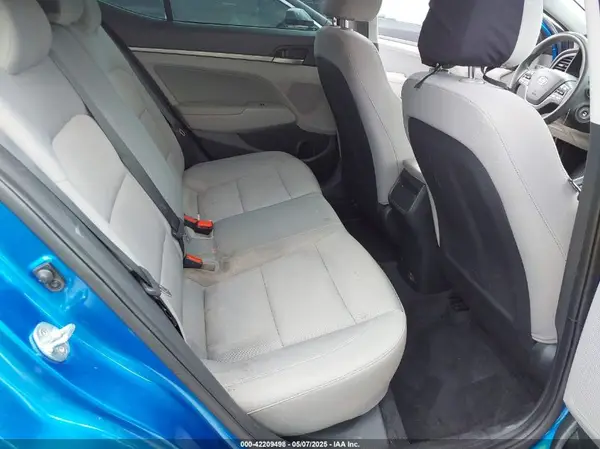 5NPD84LF6JH214562 2018 HYUNDAI ELANTRA - Image 8