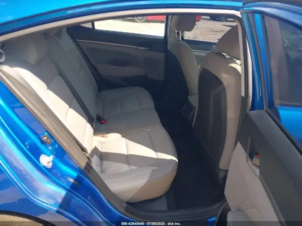 5NPD84LF6JH216912 2018 HYUNDAI ELANTRA - Image 8