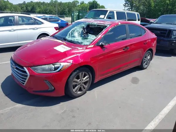 5NPD84LF6JH217073 2018 HYUNDAI ELANTRA - Image 2
