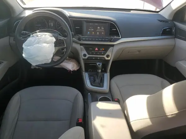 5NPD84LF6JH219339 2018 HYUNDAI ELANTRA - Image 8