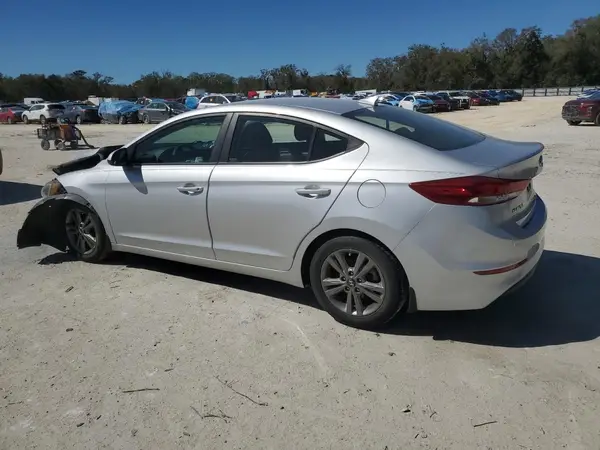 5NPD84LF6JH219468 2018 HYUNDAI ELANTRA - Image 2