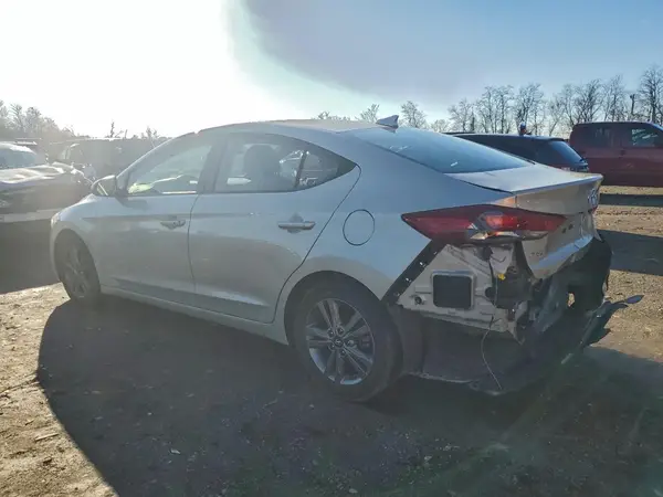 5NPD84LF6JH219616 2018 HYUNDAI ELANTRA - Image 2