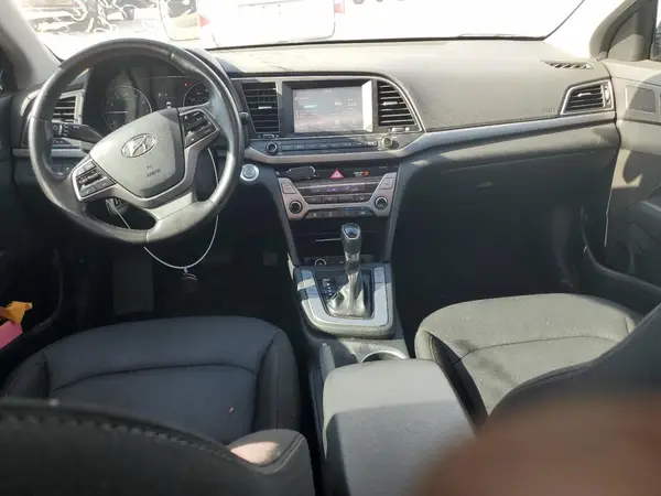 5NPD84LF6JH221723 2018 HYUNDAI ELANTRA - Image 8