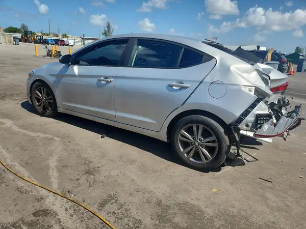 5NPD84LF6JH222337 2018 HYUNDAI ELANTRA - Image 2
