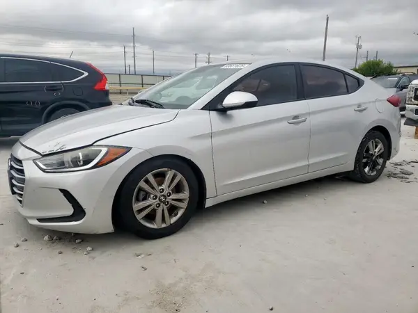 5NPD84LF6JH227019 2018 HYUNDAI ELANTRA - Image 1