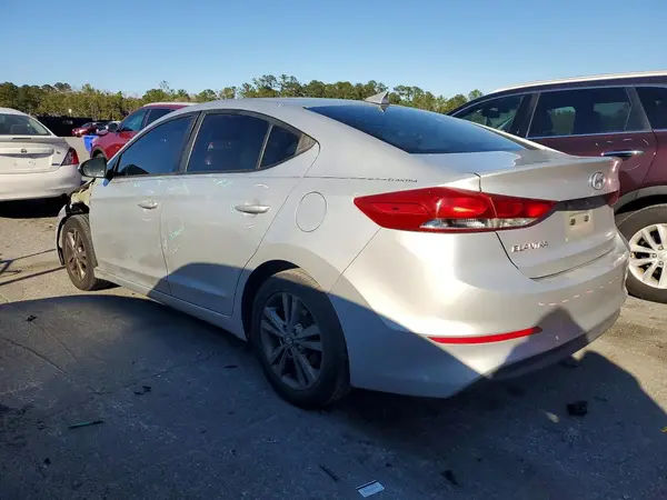 5NPD84LF6JH230633 2018 HYUNDAI ELANTRA - Image 2