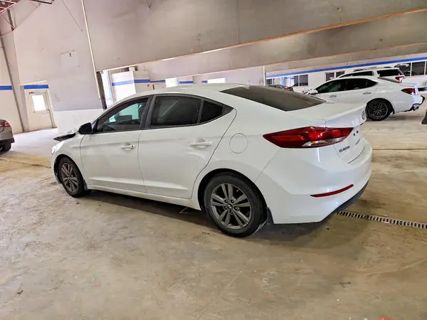 5NPD84LF6JH231491 2018 HYUNDAI ELANTRA - Image 2
