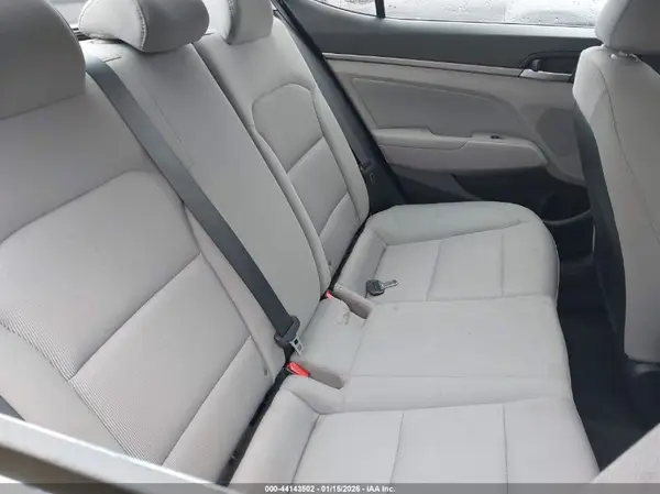 5NPD84LF6JH231992 2018 HYUNDAI ELANTRA - Image 8