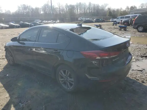 5NPD84LF6JH232012 2018 HYUNDAI ELANTRA - Image 2