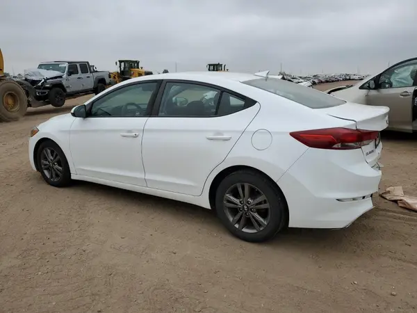 5NPD84LF6JH232320 2018 HYUNDAI ELANTRA - Image 2