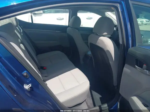 5NPD84LF6JH232527 2018 HYUNDAI ELANTRA - Image 8