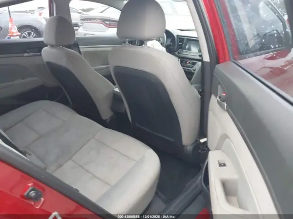 5NPD84LF6JH234102 2018 HYUNDAI ELANTRA - Image 8