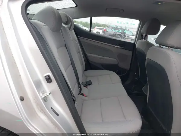 5NPD84LF6JH234746 2018 HYUNDAI ELANTRA - Image 8