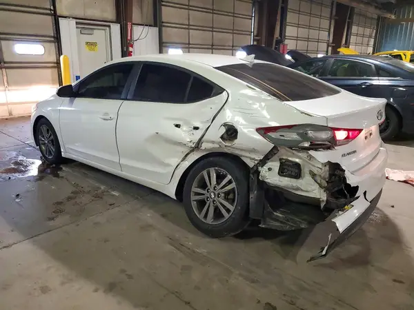 5NPD84LF6JH235198 2018 HYUNDAI ELANTRA - Image 2