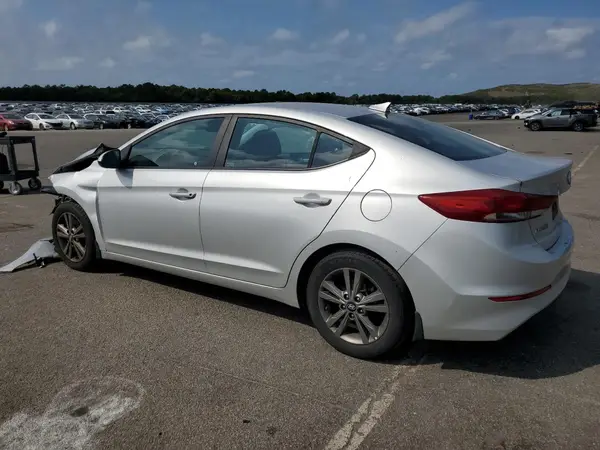5NPD84LF6JH235556 2018 HYUNDAI ELANTRA - Image 2