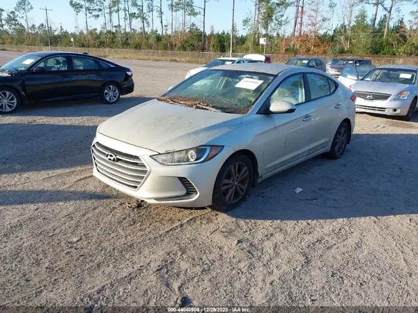 5NPD84LF6JH235959 2018 HYUNDAI ELANTRA - Image 2