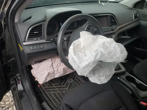 5NPD84LF6JH236321 2018 HYUNDAI ELANTRA - Image 8