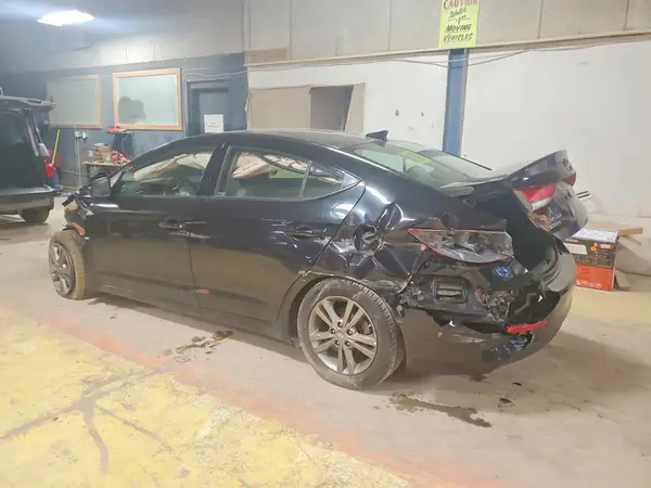 5NPD84LF6JH236772 2018 HYUNDAI ELANTRA - Image 2