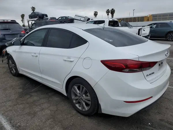 5NPD84LF6JH236836 2018 HYUNDAI ELANTRA - Image 2
