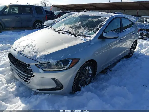 5NPD84LF6JH238490 2018 HYUNDAI ELANTRA - Image 2
