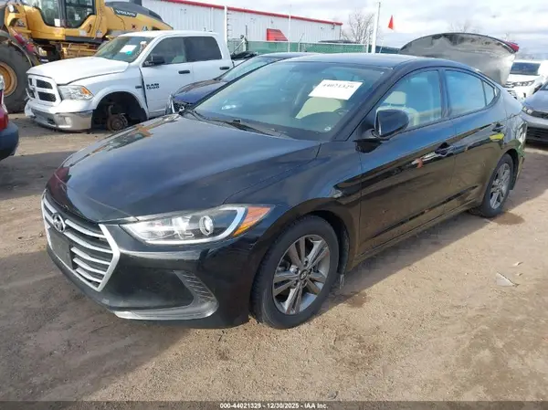 5NPD84LF6JH238859 2018 HYUNDAI ELANTRA - Image 2