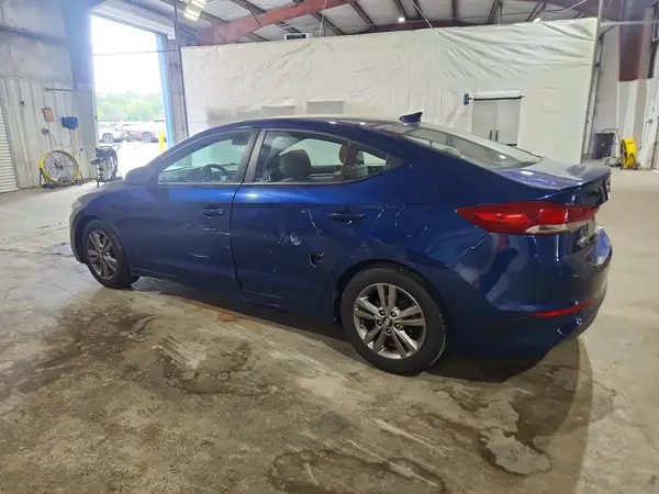 5NPD84LF6JH240868 2018 HYUNDAI ELANTRA - Image 2