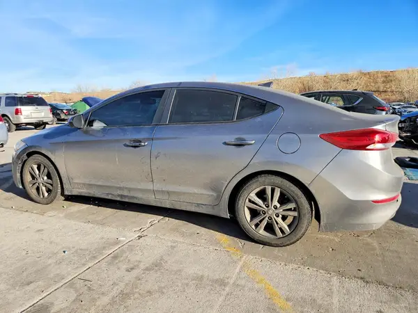 5NPD84LF6JH241227 2018 HYUNDAI ELANTRA - Image 2