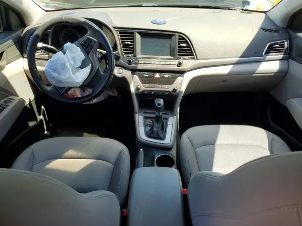 5NPD84LF6JH242958 2018 HYUNDAI ELANTRA - Image 8
