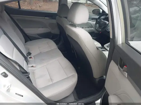5NPD84LF6JH243138 2018 HYUNDAI ELANTRA - Image 8