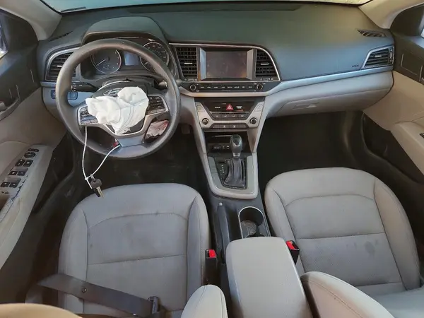5NPD84LF6JH244340 2018 HYUNDAI ELANTRA - Image 8