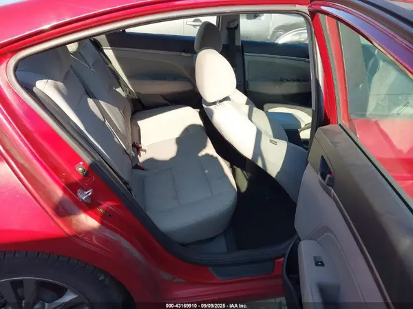 5NPD84LF6JH245410 2018 HYUNDAI ELANTRA - Image 8