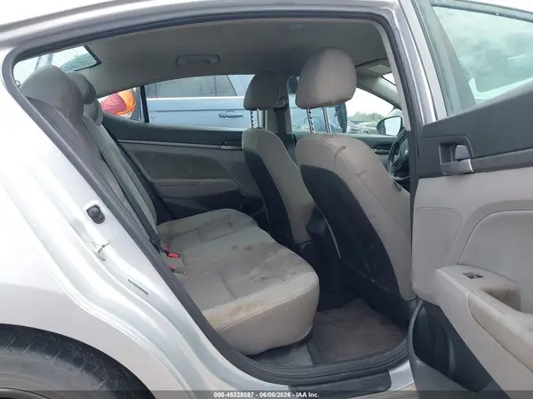 5NPD84LF6JH246525 2018 HYUNDAI ELANTRA - Image 8