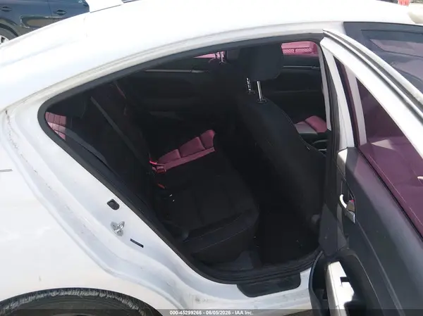 5NPD84LF6JH246945 2018 HYUNDAI ELANTRA - Image 8